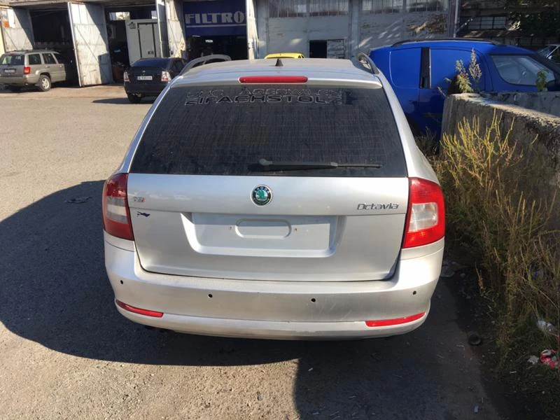 Skoda Octavia II - 10броя на части, снимка 2 - Автомобили и джипове - 24308191