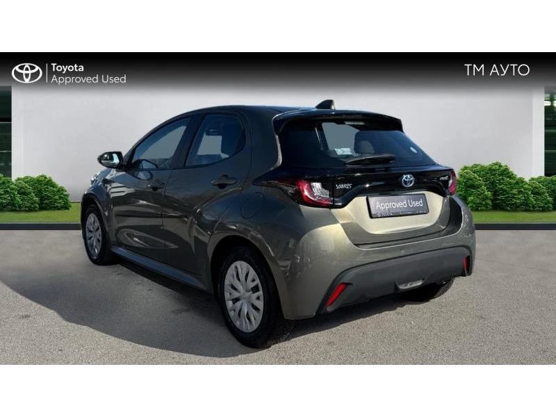 Toyota Yaris 1.5 HSD FANCY, снимка 2 - Автомобили и джипове - 49219132