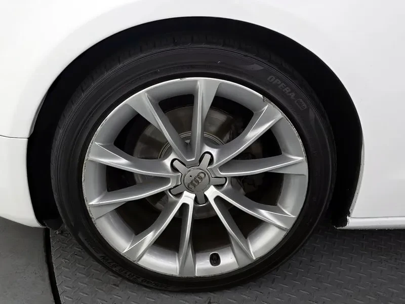 Audi A5 2.0 TDI Quattro, снимка 5 - Автомобили и джипове - 54552646