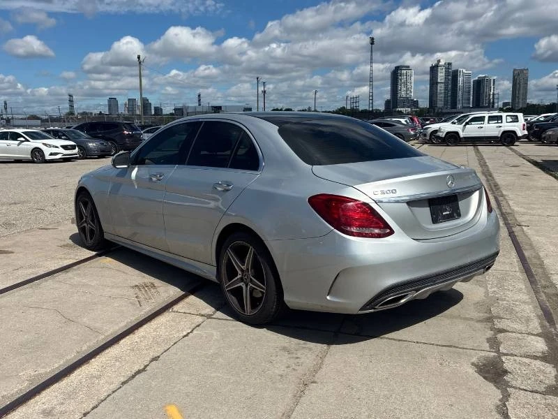 Mercedes-Benz C 300 * 4MATIC * PANO * ПОДГРЕВИ * КАМЕРА * ПАМЕТ, снимка 6 - Автомобили и джипове - 54973530