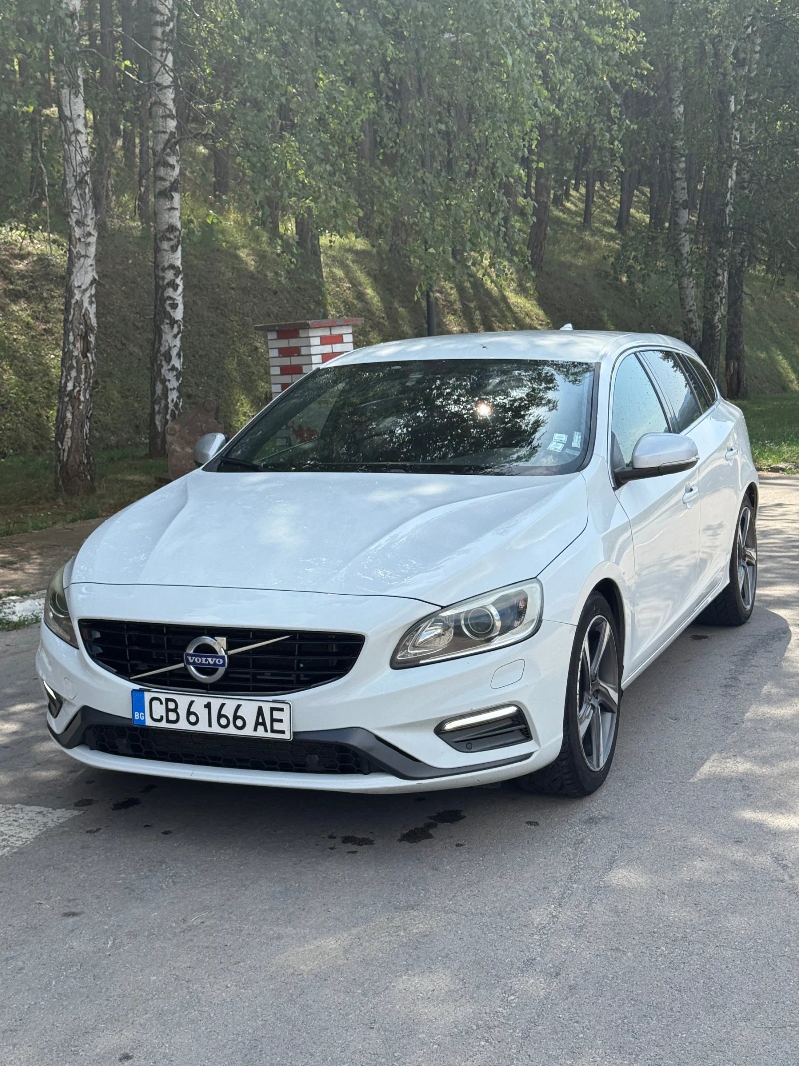 Volvo V60 R design, снимка 1