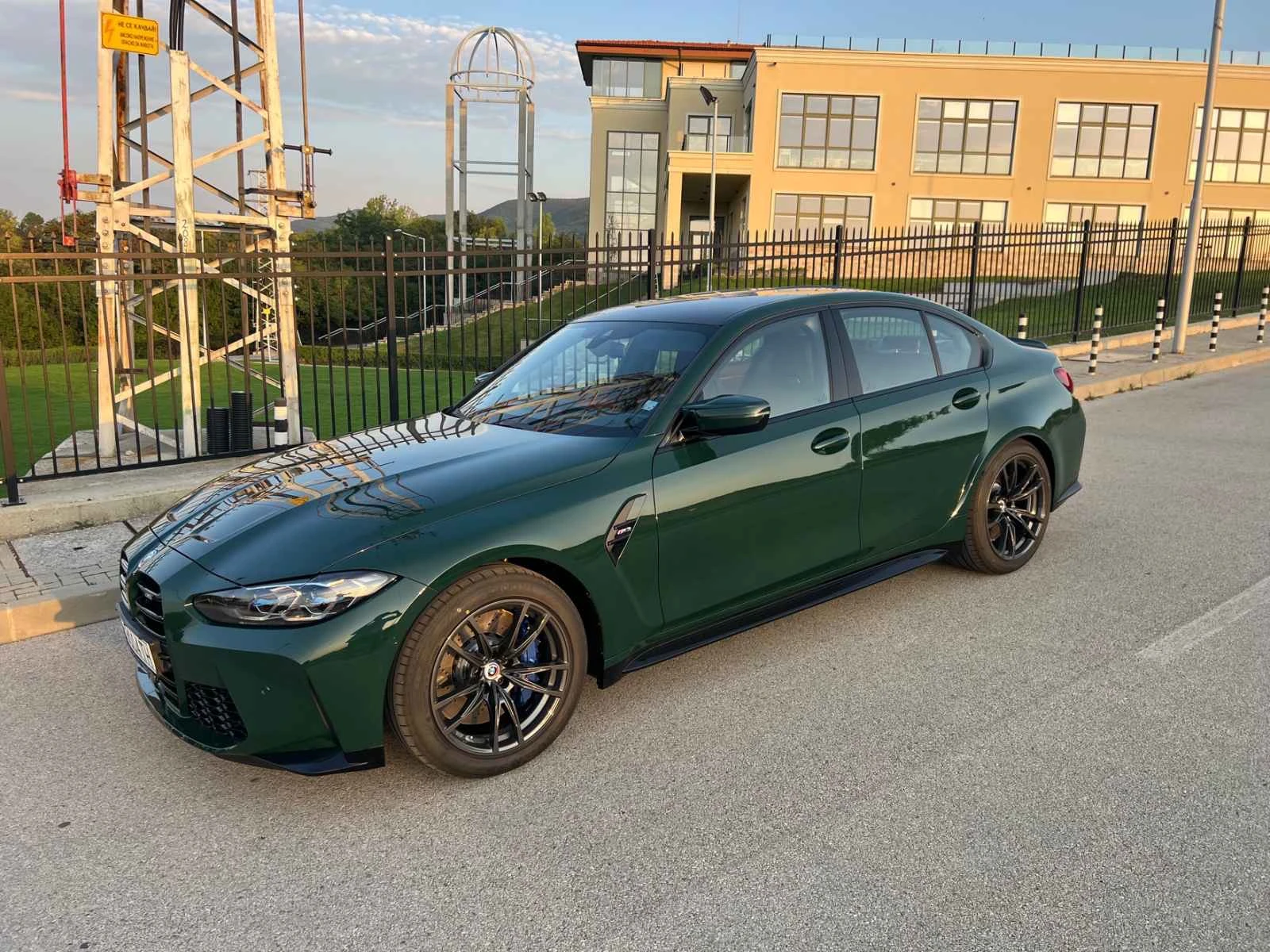 BMW M3 G80 - изображение 2