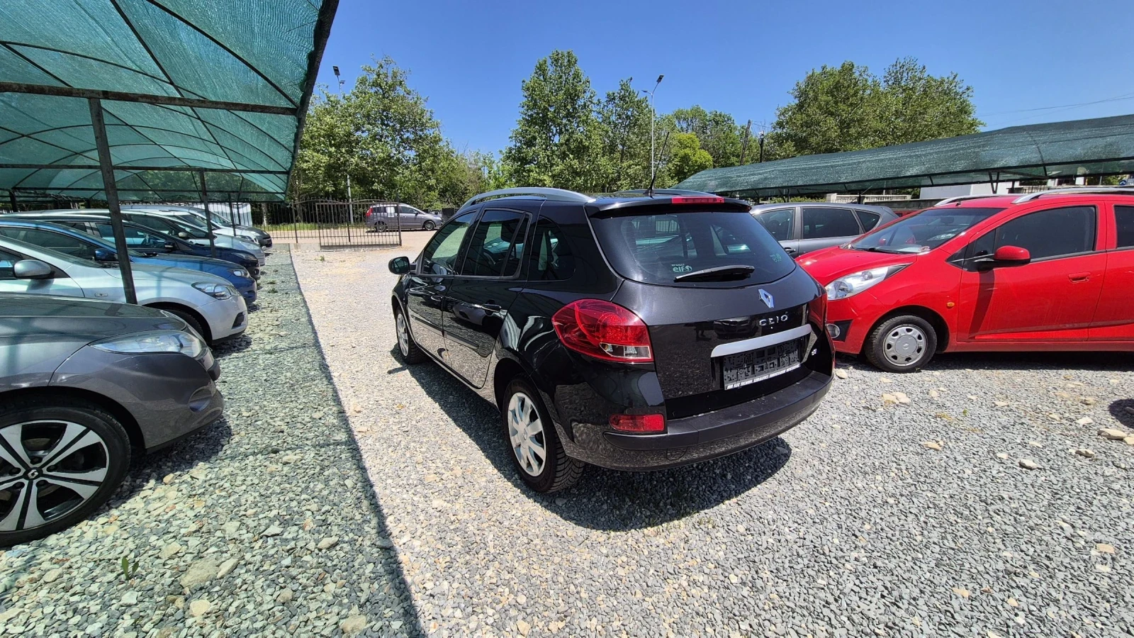 Renault Clio 1.5 - изображение 9