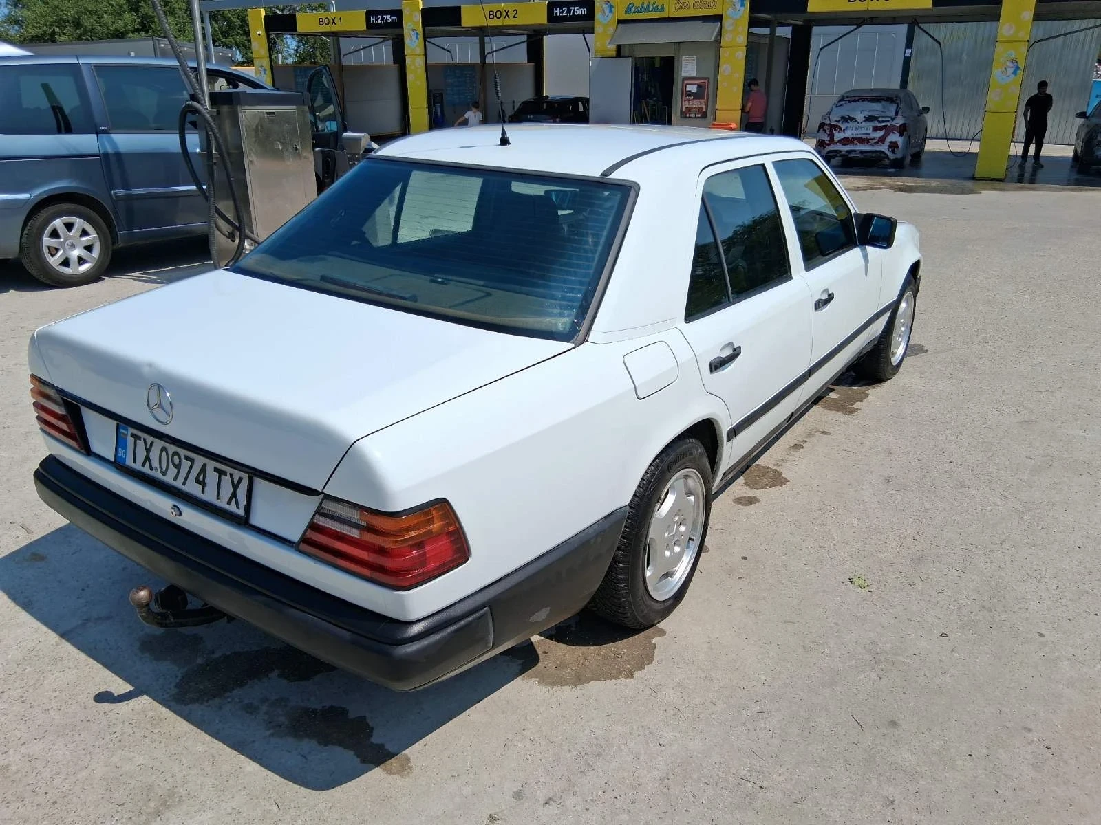 Mercedes-Benz 124 200D - изображение 8