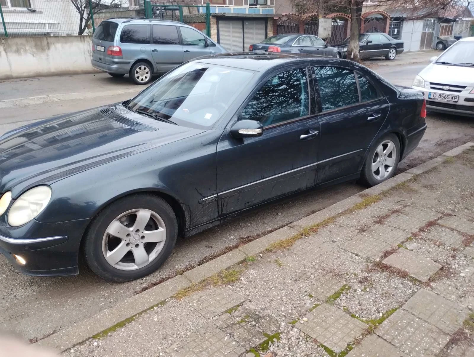 Mercedes-Benz E 280 E 280 Avantgarde  - изображение 4