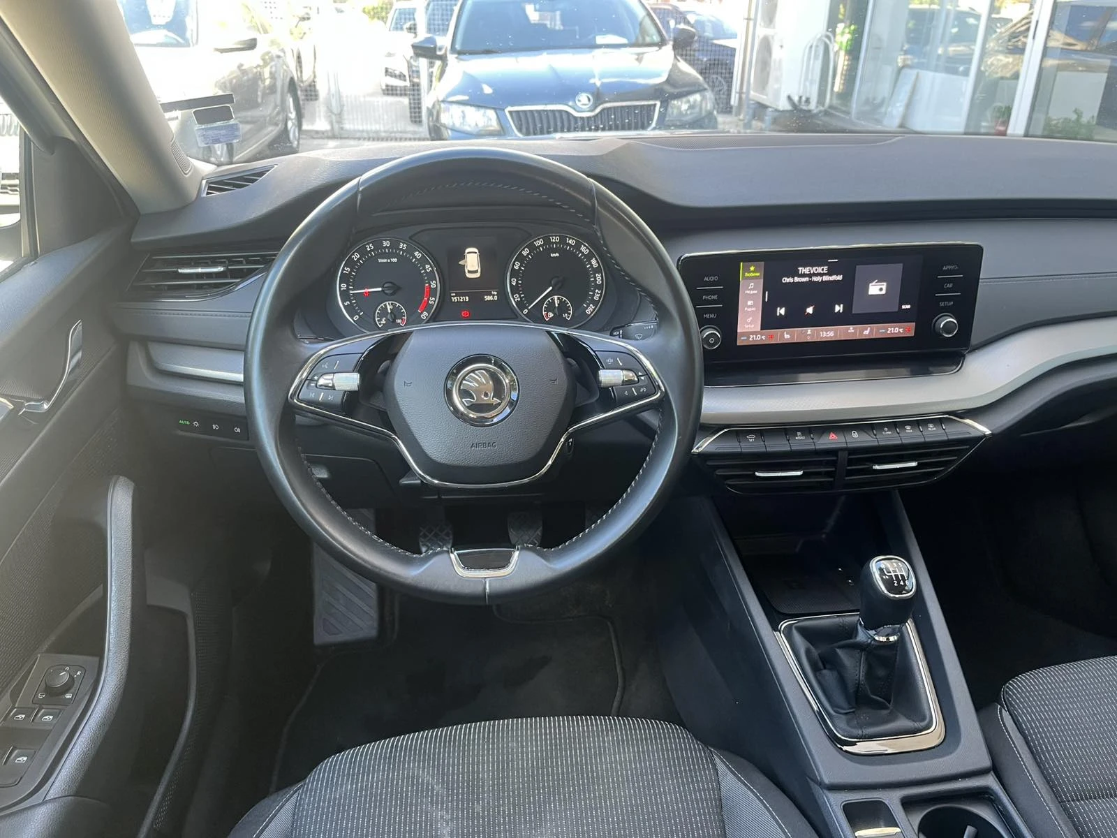 Skoda Octavia Комби Амбишън 2, 0 TDI / 85 kW / 115 к.с., 6M - изображение 8