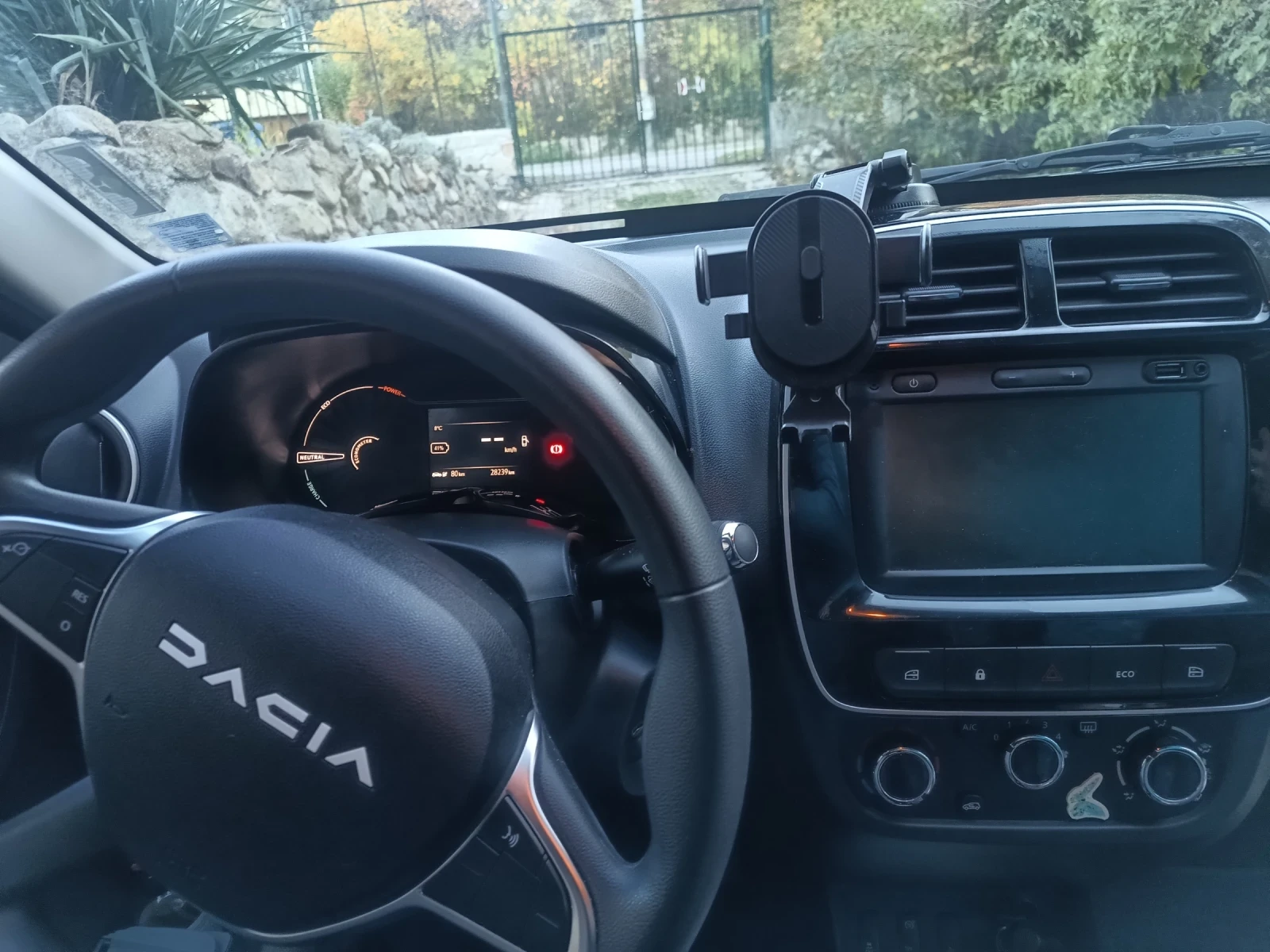 Dacia Spring  - изображение 10