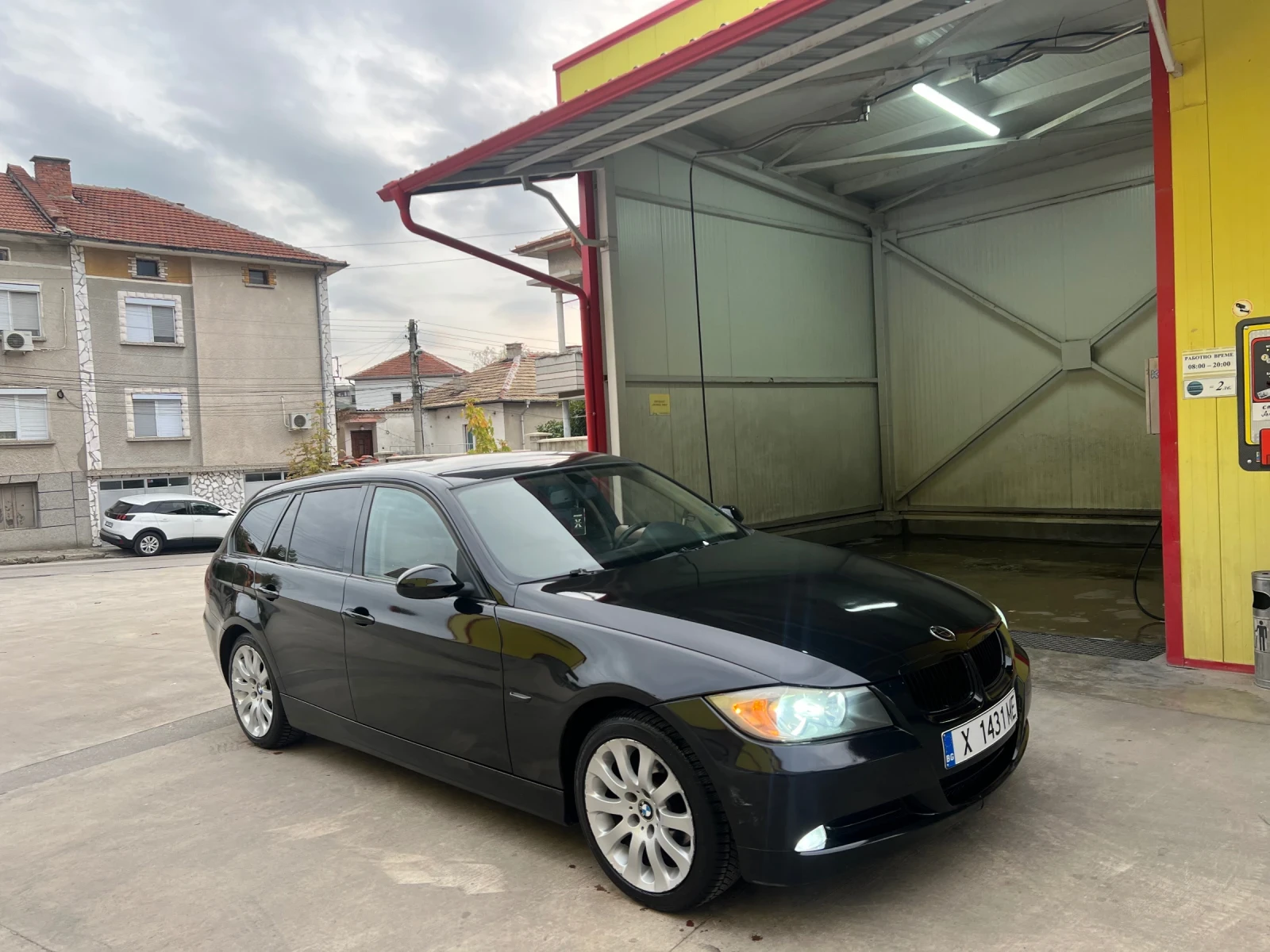 BMW 320  - изображение 5