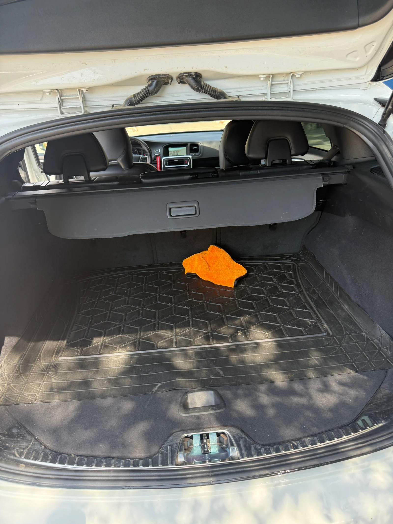 Volvo V60 R design | Mobile.bg   9