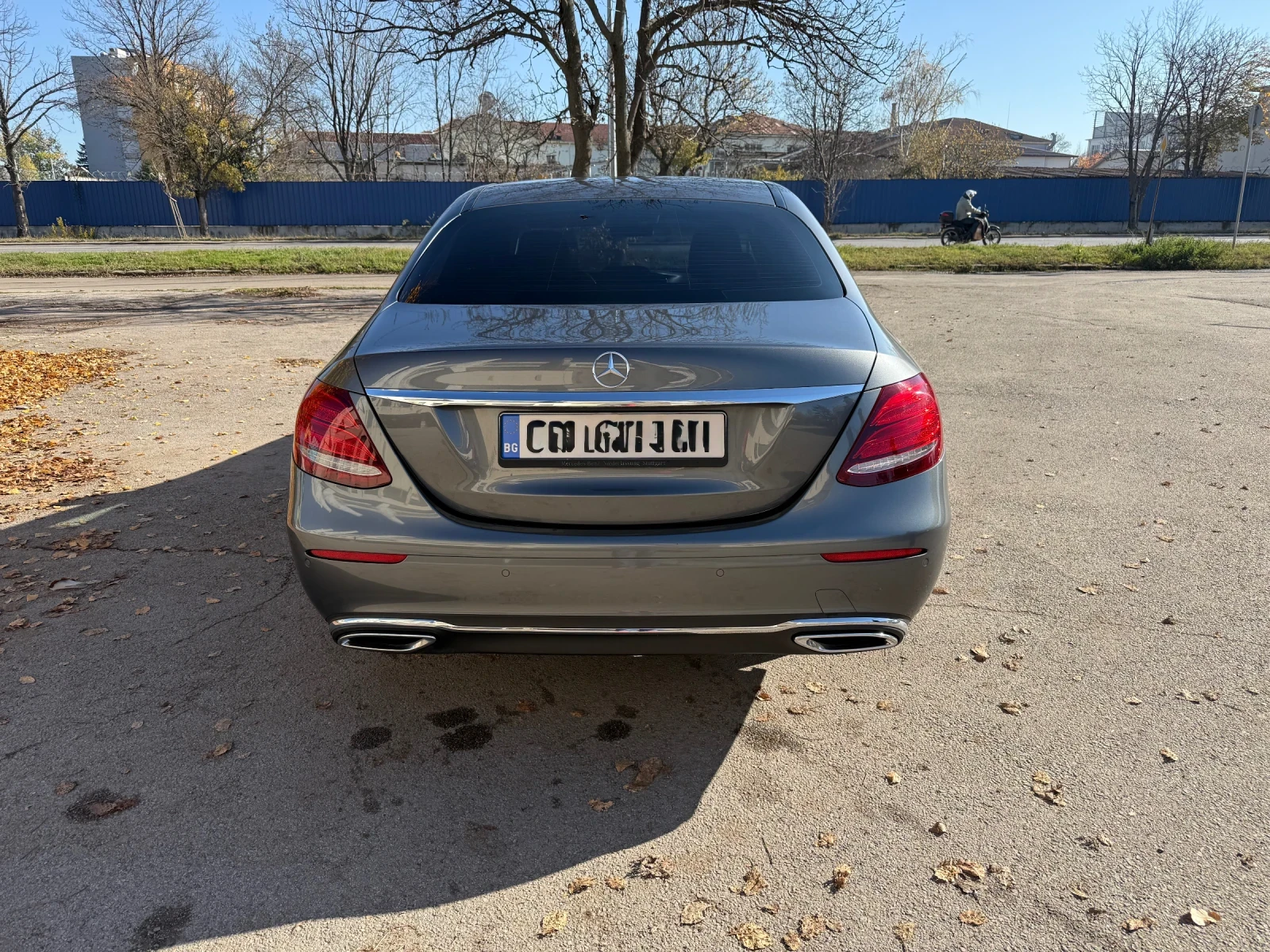 Mercedes-Benz E 350  - изображение 5