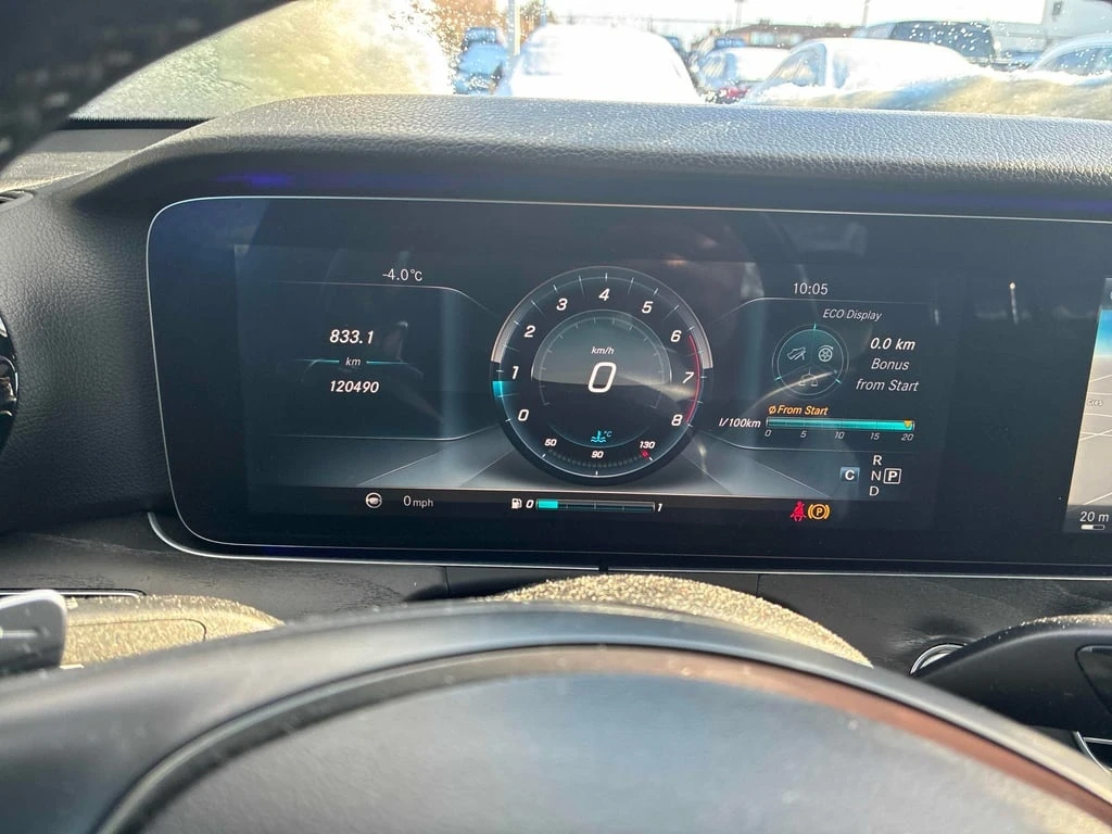 Mercedes-Benz E 300 * CARFAX * БЕЗ ПЪРВОНАЧАЛНА ВНОСКА - изображение 8