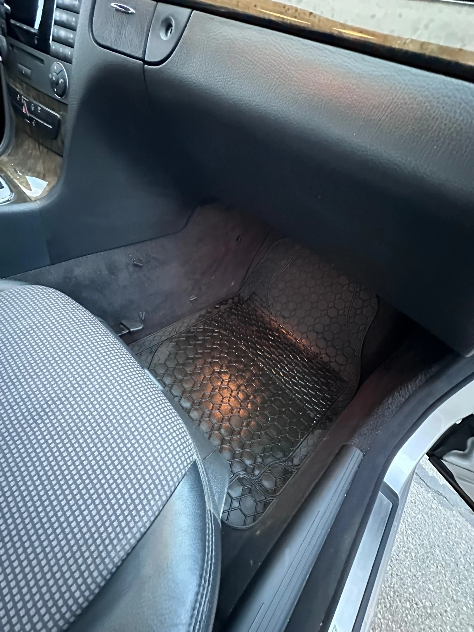 Mercedes-Benz E 220 | Mobile.bg � ����������� 13