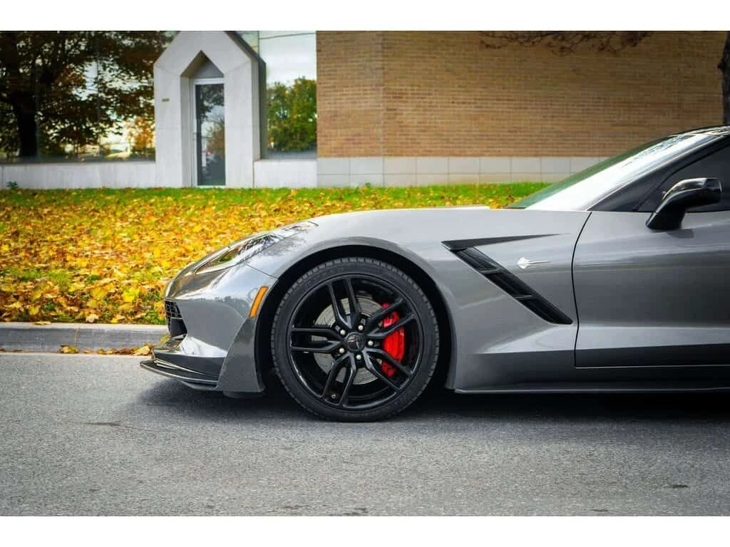 Chevrolet Corvette * Z51 1LT * CARFAX * БЕЗ ПЪРВОНАЧАЛНА ВНОСКА, снимка 5 - Автомобили и джипове - 53913037