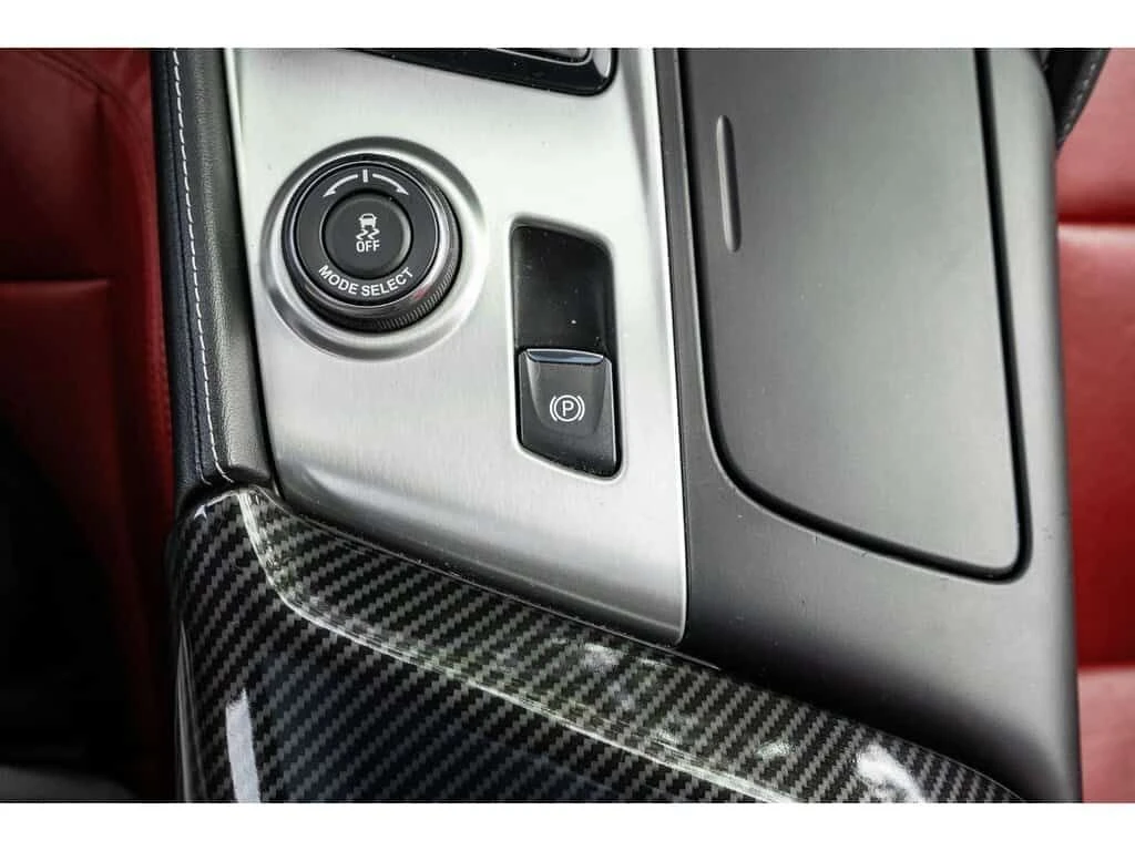 Chevrolet Corvette * Z51 1LT * CARFAX * БЕЗ ПЪРВОНАЧАЛНА ВНОСКА, снимка 13 - Автомобили и джипове - 53913037