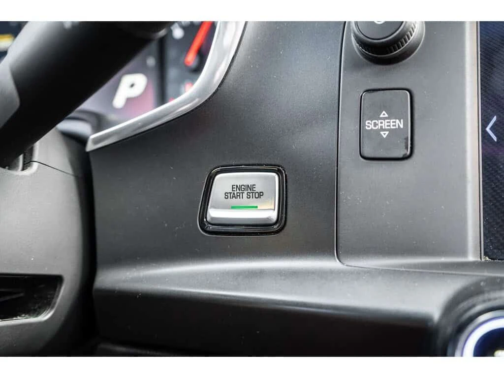 Chevrolet Corvette * Z51 1LT * CARFAX * БЕЗ ПЪРВОНАЧАЛНА ВНОСКА, снимка 10 - Автомобили и джипове - 53913037