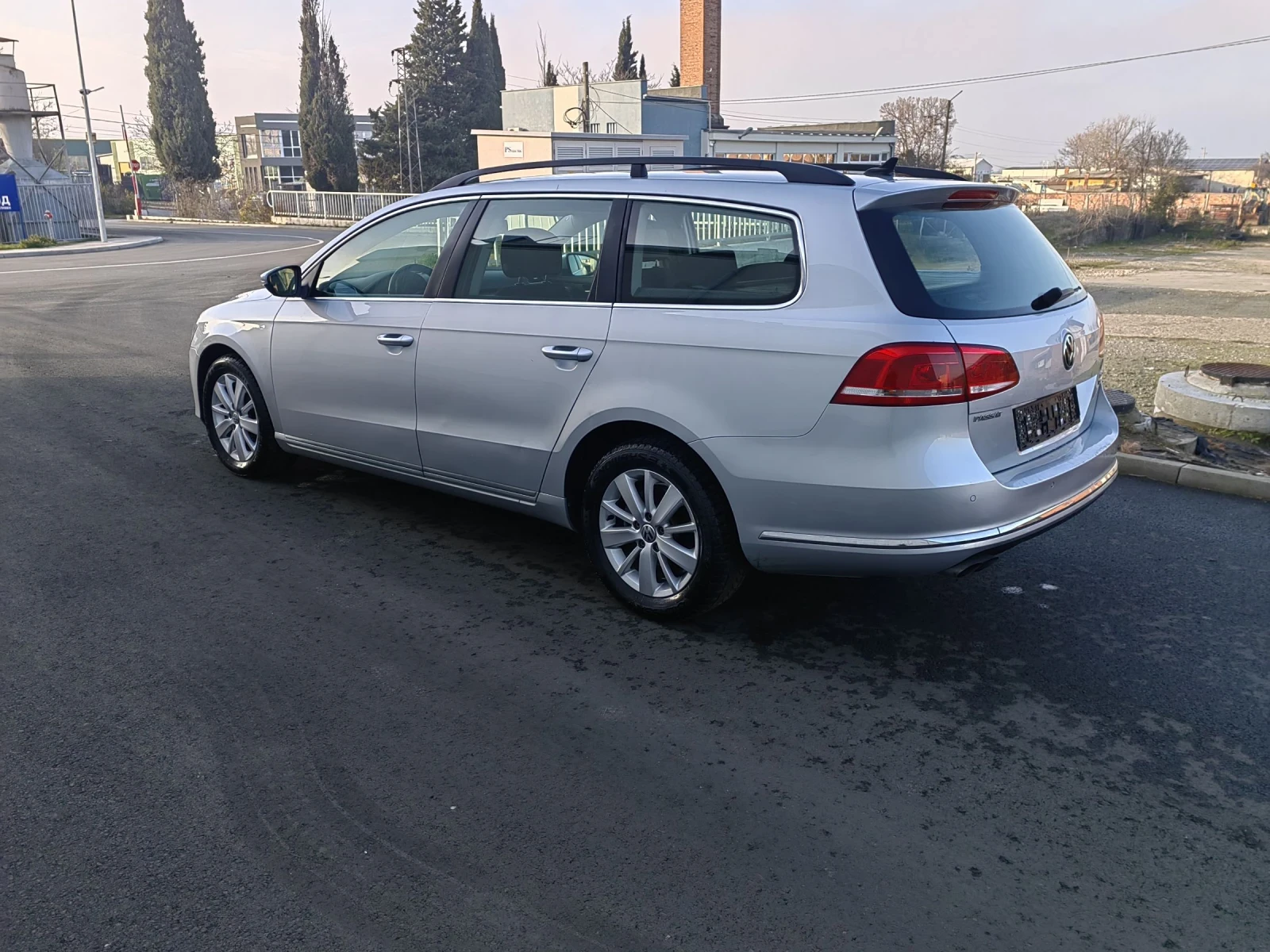 VW Passat 2.0TDI 140, снимка 4 - Автомобили и джипове - 54103911