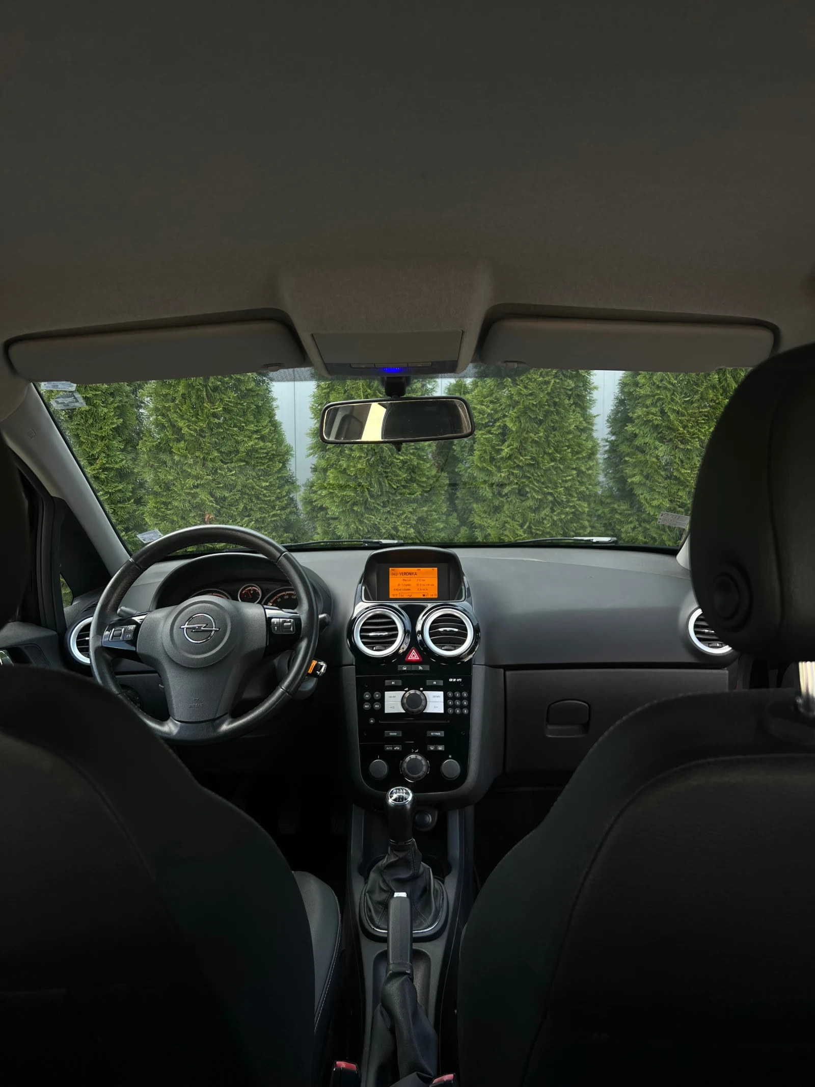 Opel Corsa 1.7D;Уникат;6ск;Екстри;Вс.Платено;Сядаш и караш, снимка 8 - Автомобили и джипове - 54060162