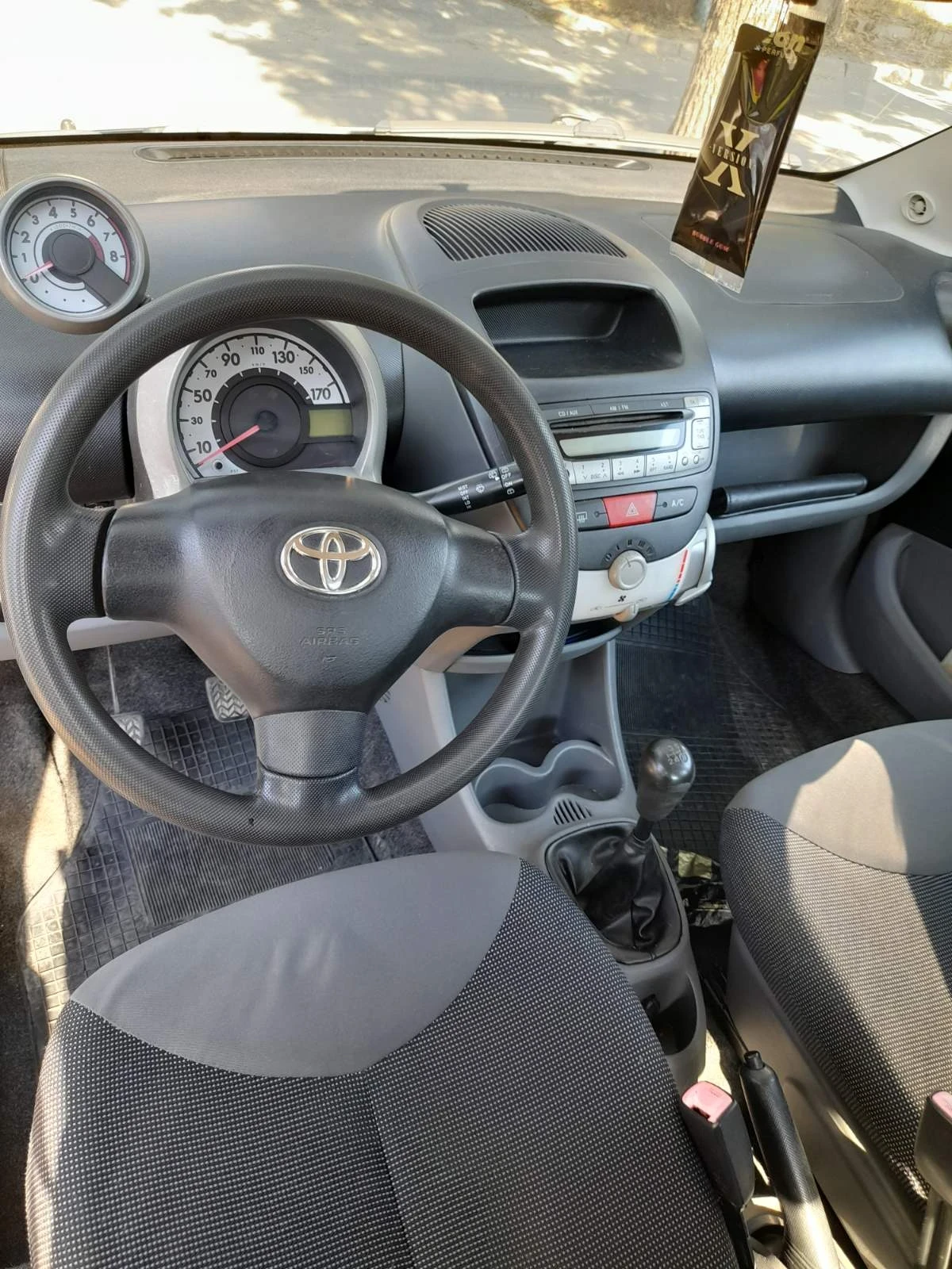 Toyota Aygo, снимка 9 - Автомобили и джипове - 54093175