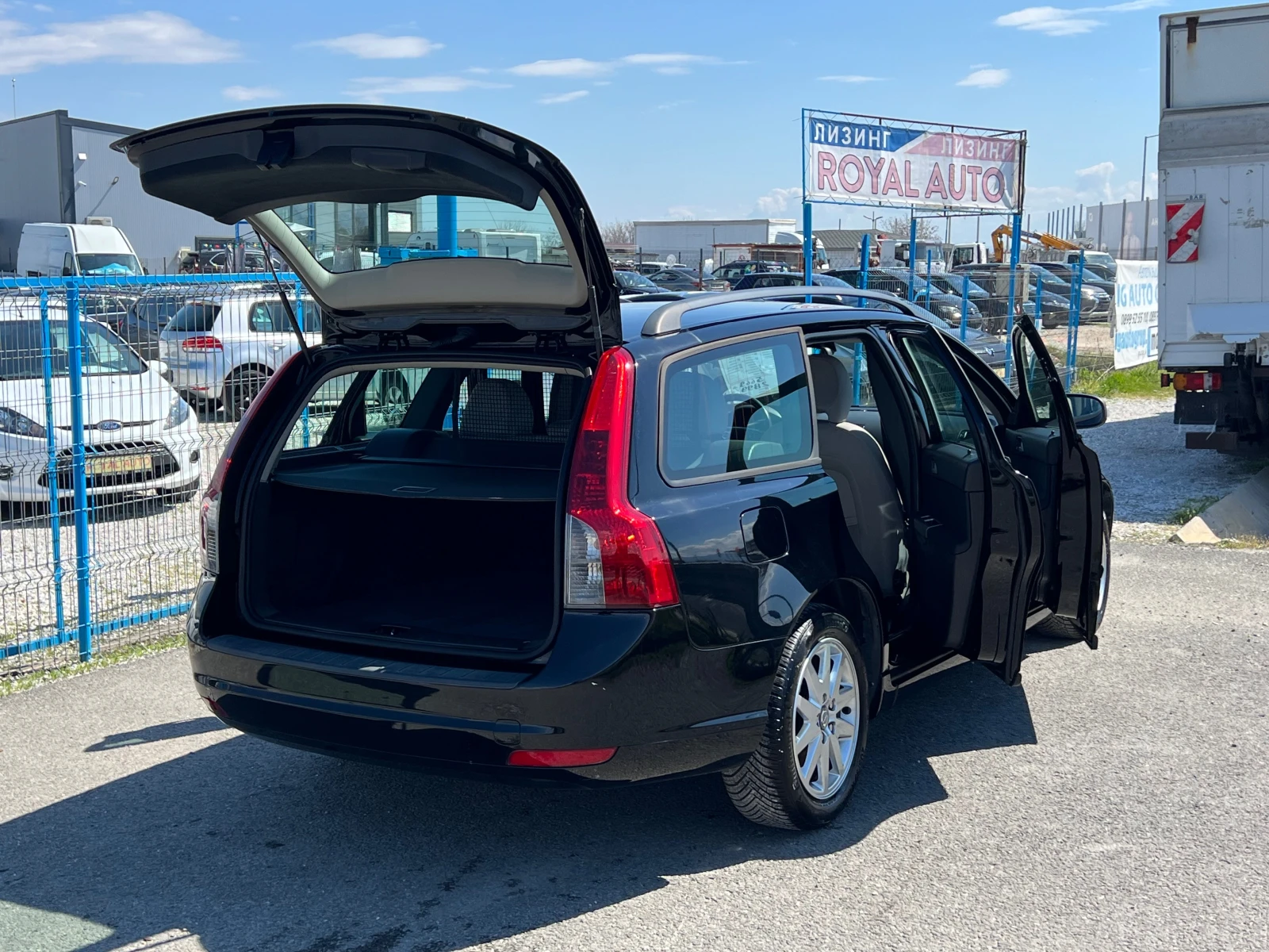 Volvo V50 ЛИЗИНГ-ДИЗЕЛ-КЛИМА-КОЖА-ТОП, снимка 13 - Автомобили и джипове - 54097855