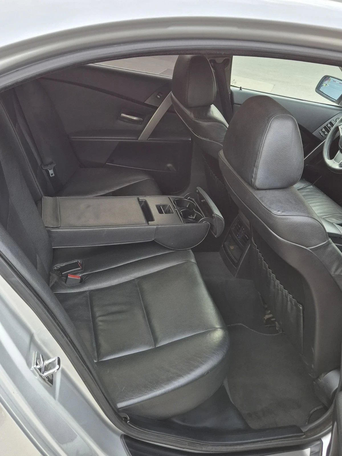 BMW 530 530 D, снимка 11 - Автомобили и джипове - 54495060