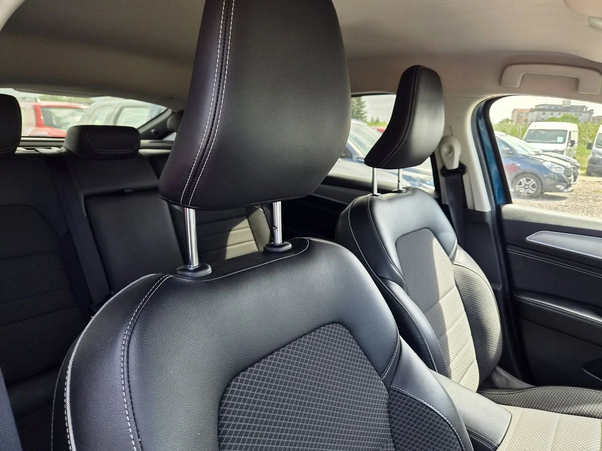 Renault Arkana 1.6 Hybrid E-Tech Techno, снимка 11 - Автомобили и джипове - 54552976