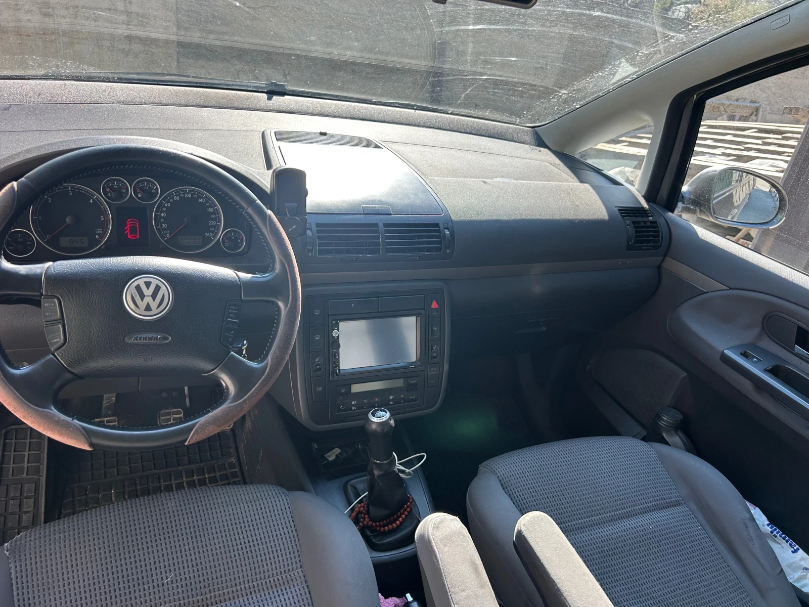 VW Sharan, снимка 8 - Автомобили и джипове - 54645131