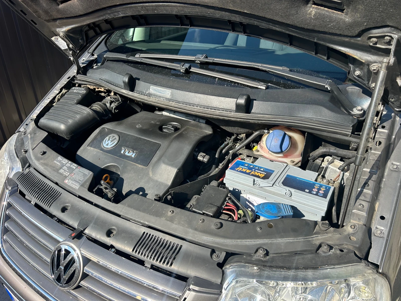 VW Sharan, снимка 4 - Автомобили и джипове - 54645131