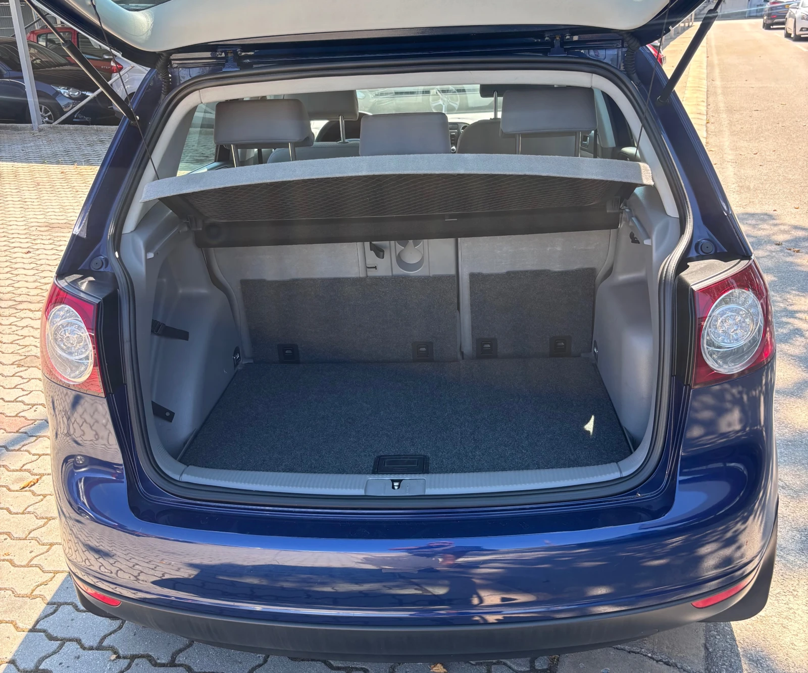 VW Golf Plus 1.9 TDI, снимка 8 - Автомобили и джипове - 55054582