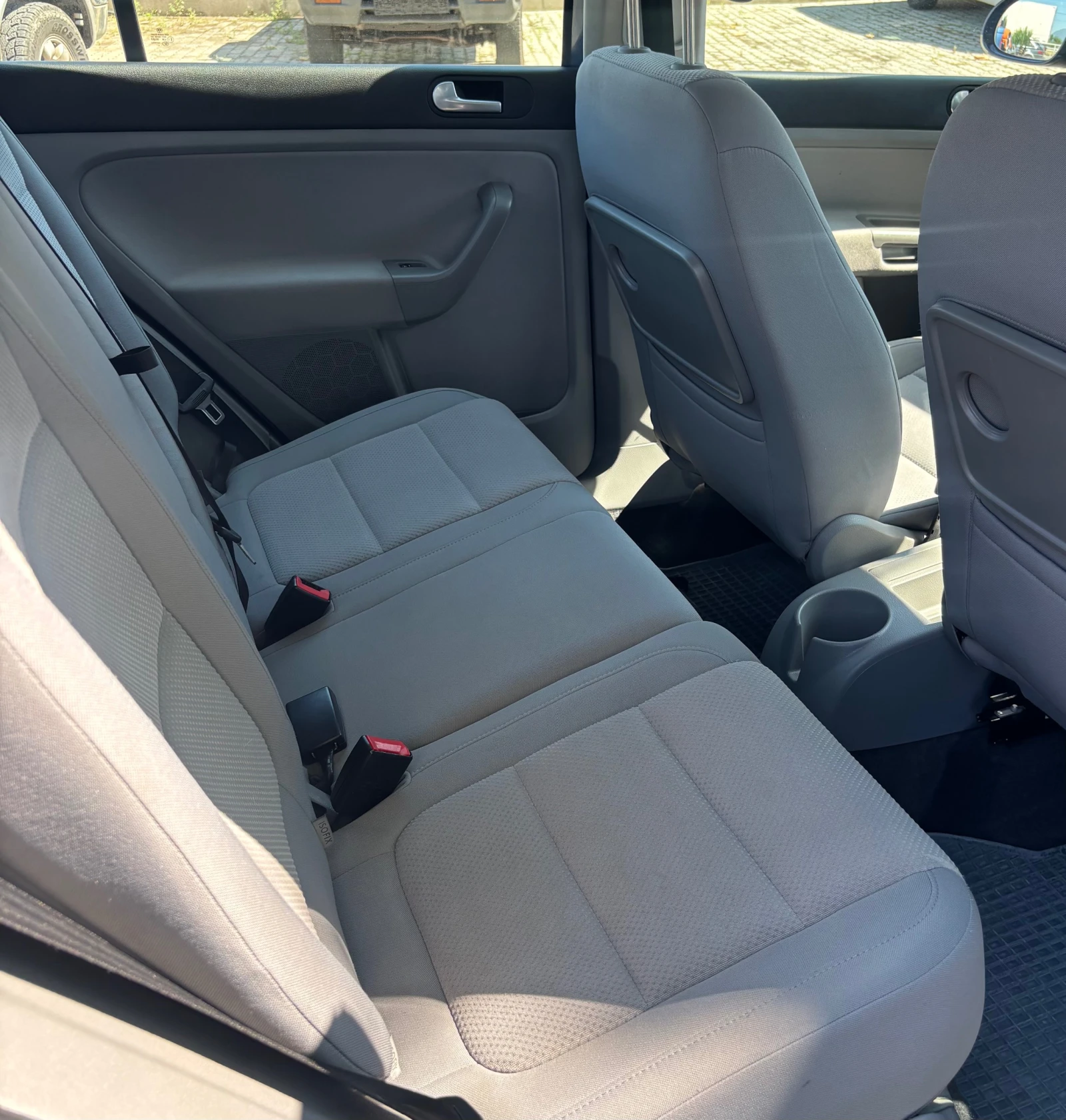 VW Golf Plus 1.9 TDI, снимка 9 - Автомобили и джипове - 55054582