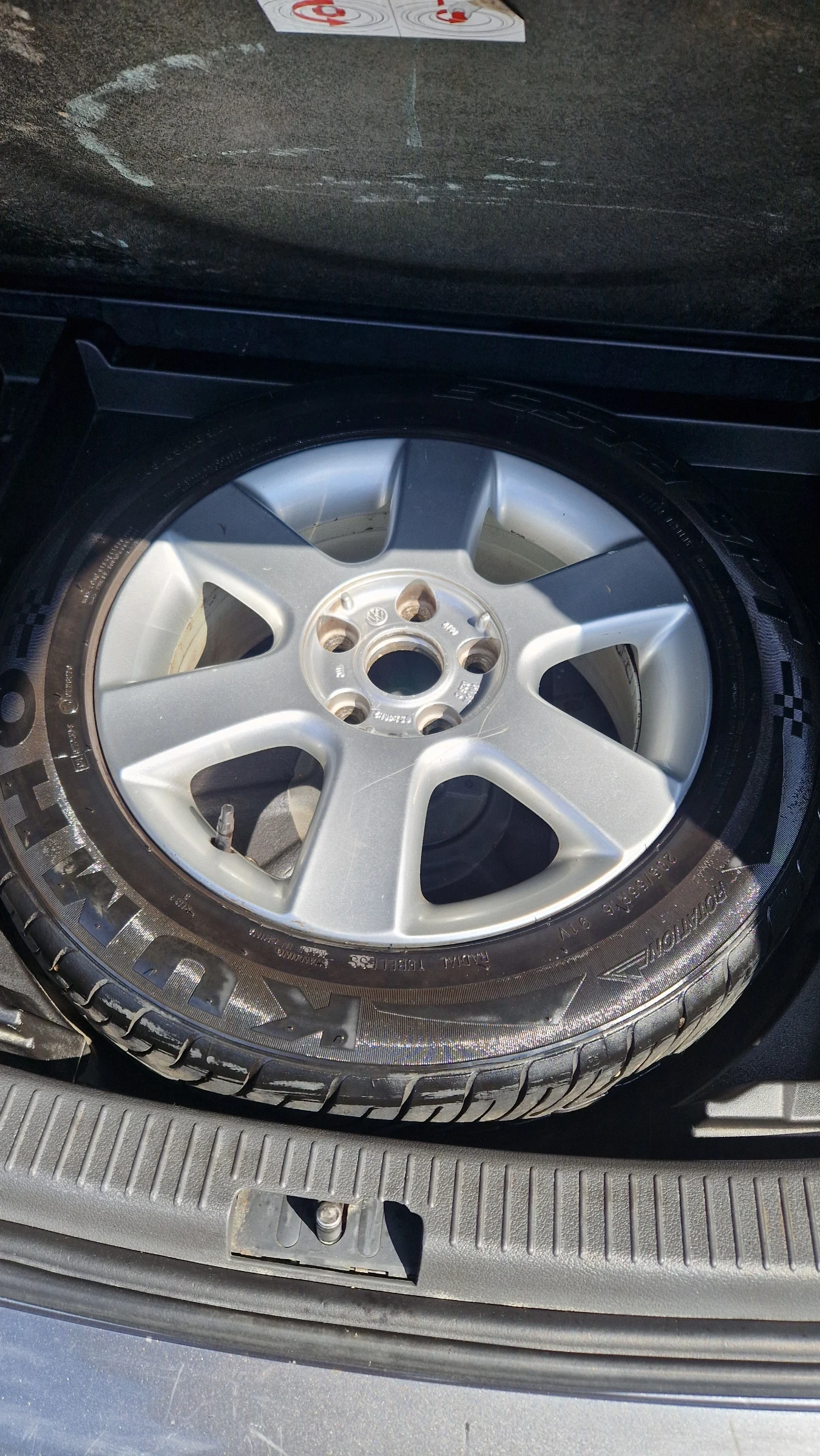 VW Touran 1.9TDI 105kc.6c, снимка 12 - Автомобили и джипове - 55255768