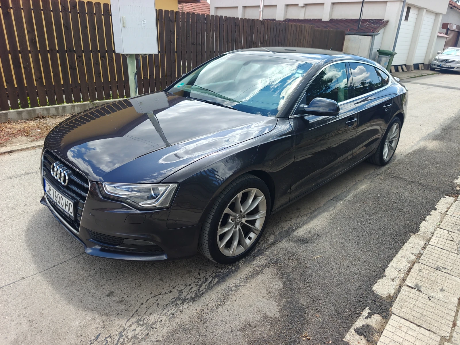 Audi A5 Sportback, снимка 2 - Автомобили и джипове - 55424114