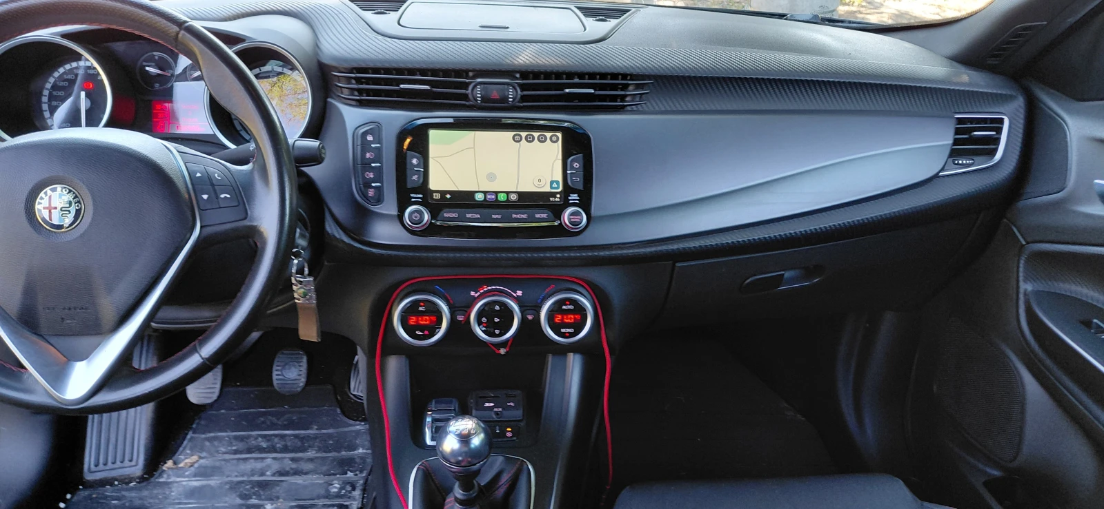 Alfa Romeo Giulietta 1.4TB MULTIAIR, снимка 8 - Автомобили и джипове - 55512179