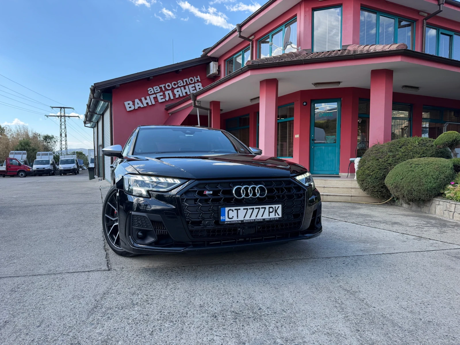 Audi S8 4.0V8 MATRIX* 3xTV* B&O* HUD* Active Suspension, снимка 2 - Автомобили и джипове - 55949728