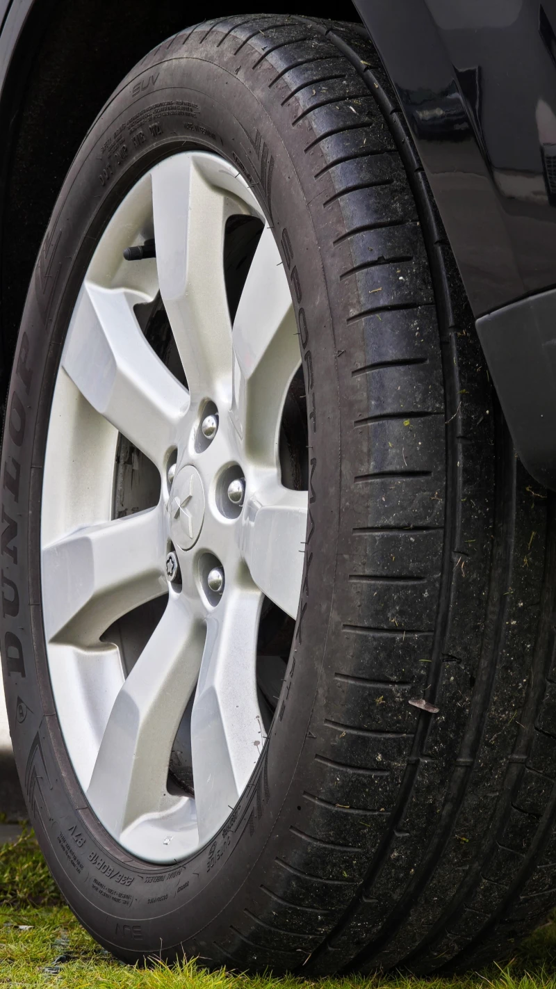 Mitsubishi Outlander 2.2d H-LINE 4WD , снимка 16 - Автомобили и джипове - 52869260