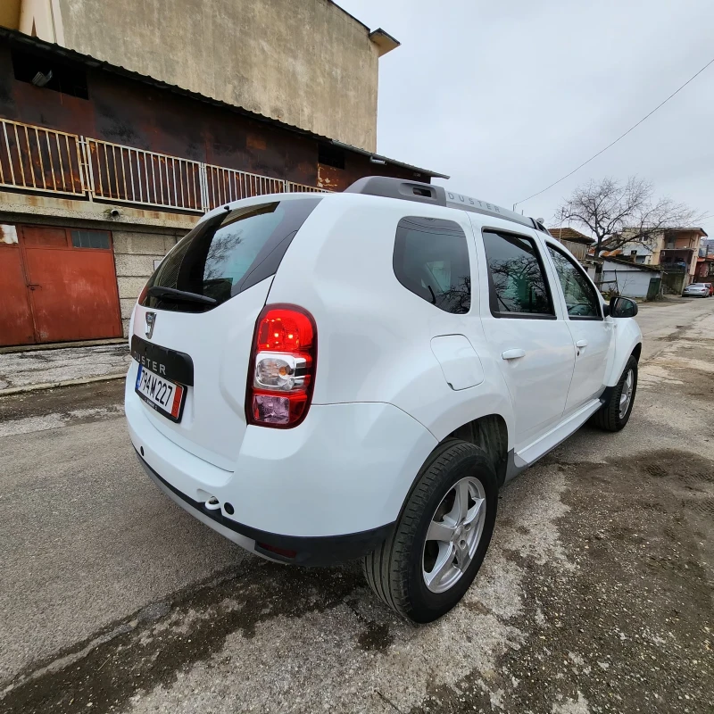 Dacia Duster 1.2 TCe 125hp 4x2 euro6, снимка 8 - Автомобили и джипове - 53306303