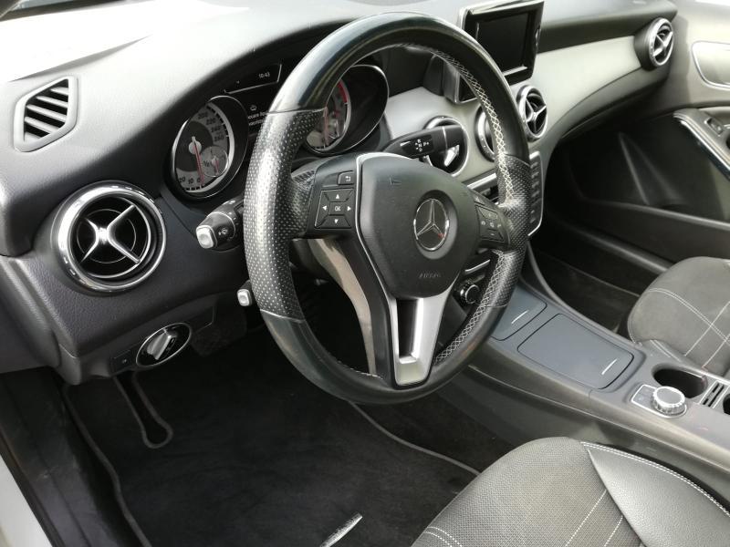 Mercedes-Benz GLA 200 ЗА ЧАСТИ, снимка 3 - Автомобили и джипове - 38178846