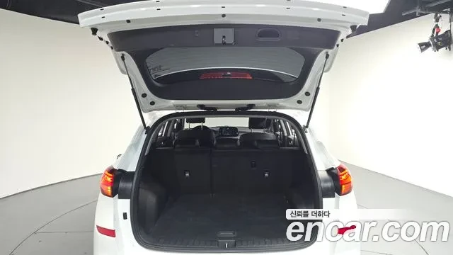 Hyundai Tucson Diesel 1.6 2WD, снимка 13 - Автомобили и джипове - 54691713
