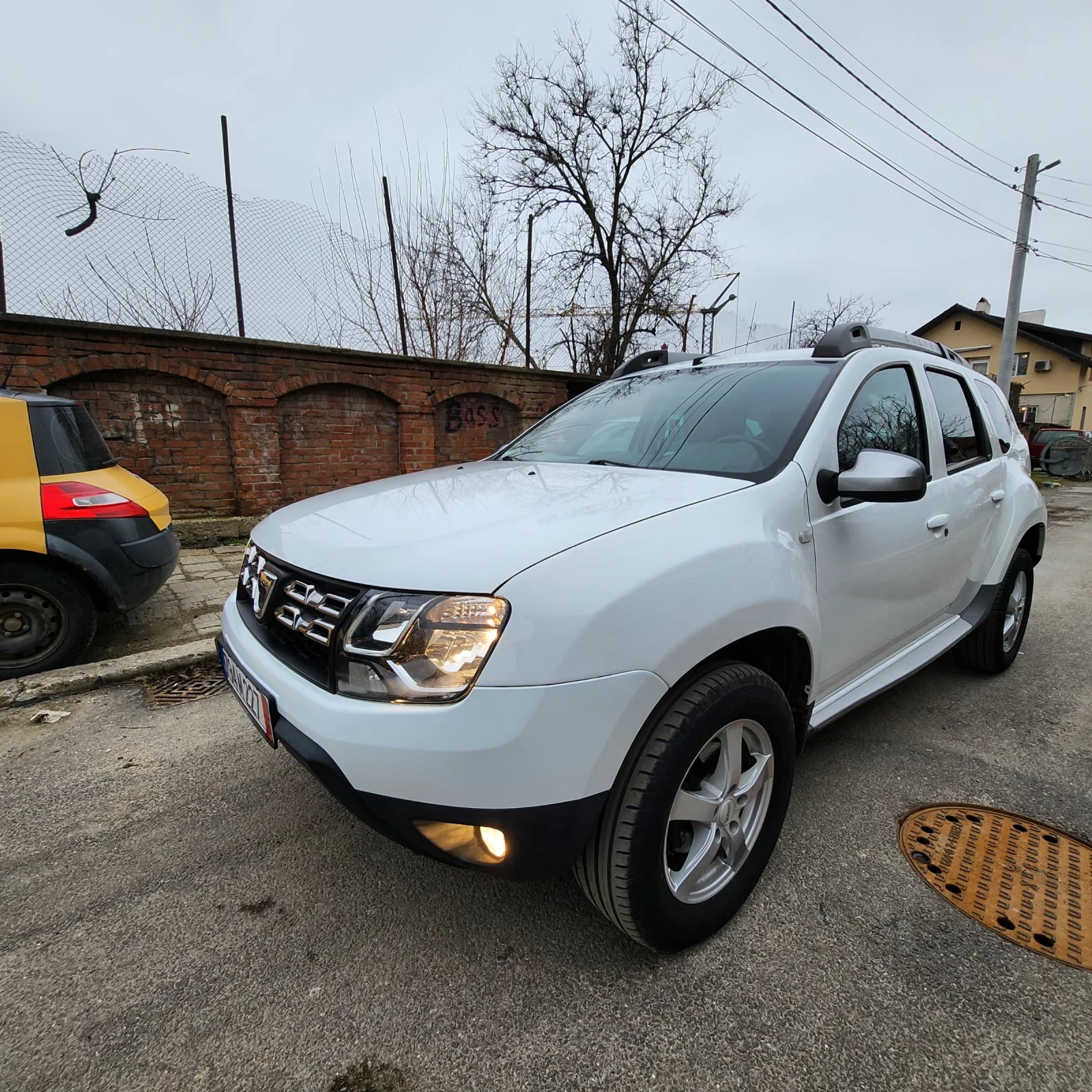 Dacia Duster 1.2 TCe 125hp 4x2 euro6, снимка 1