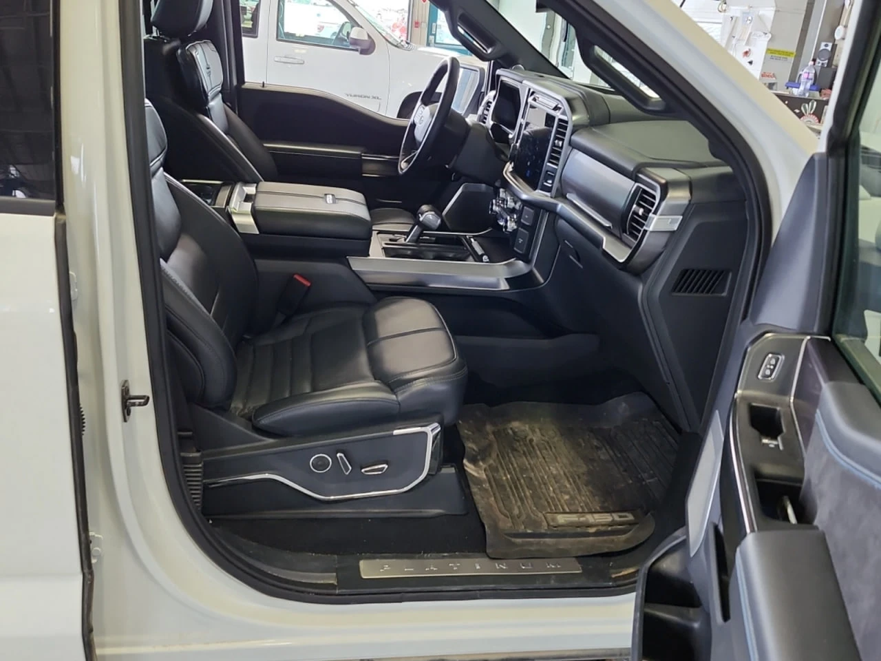 Ford F150 * CARFAX * АВТО КРЕДИТ * ЦЕНА ДО БГ! - изображение 10