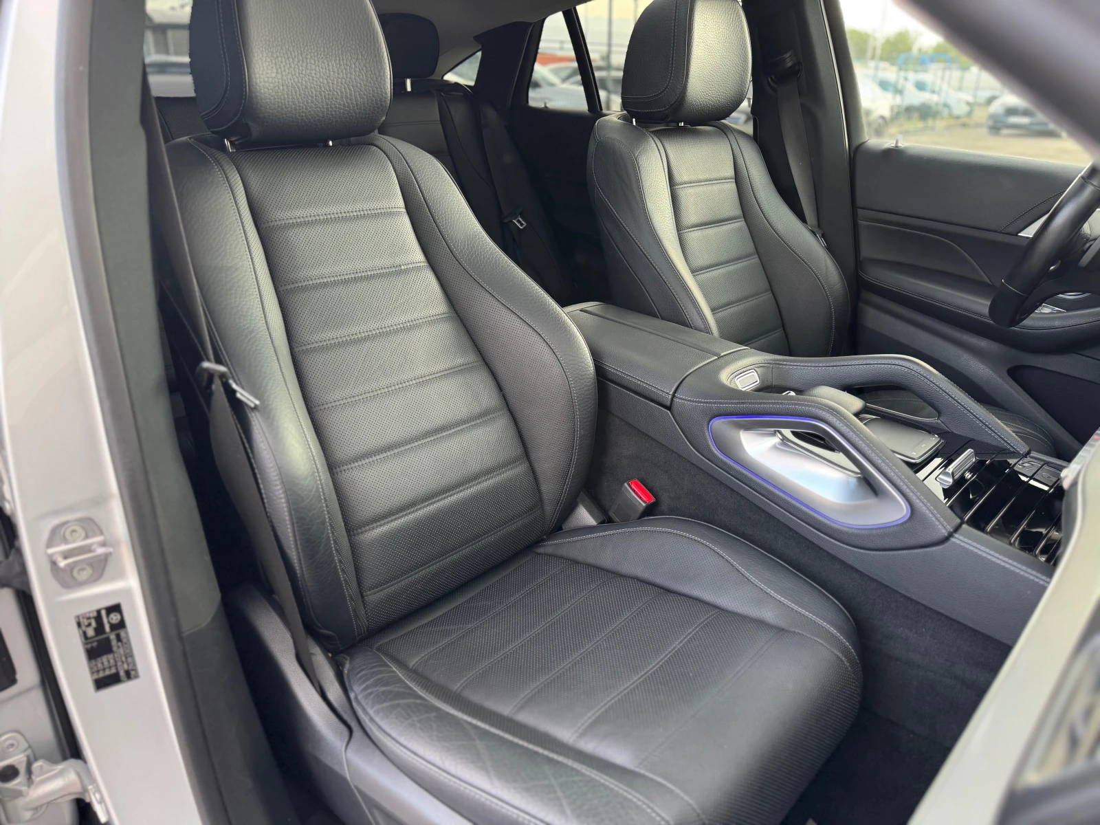 Mercedes-Benz GLE Coupe 400D= 4MATIC= AMG LINE= HUD= BURMESTER= PANO= KEYL - изображение 10