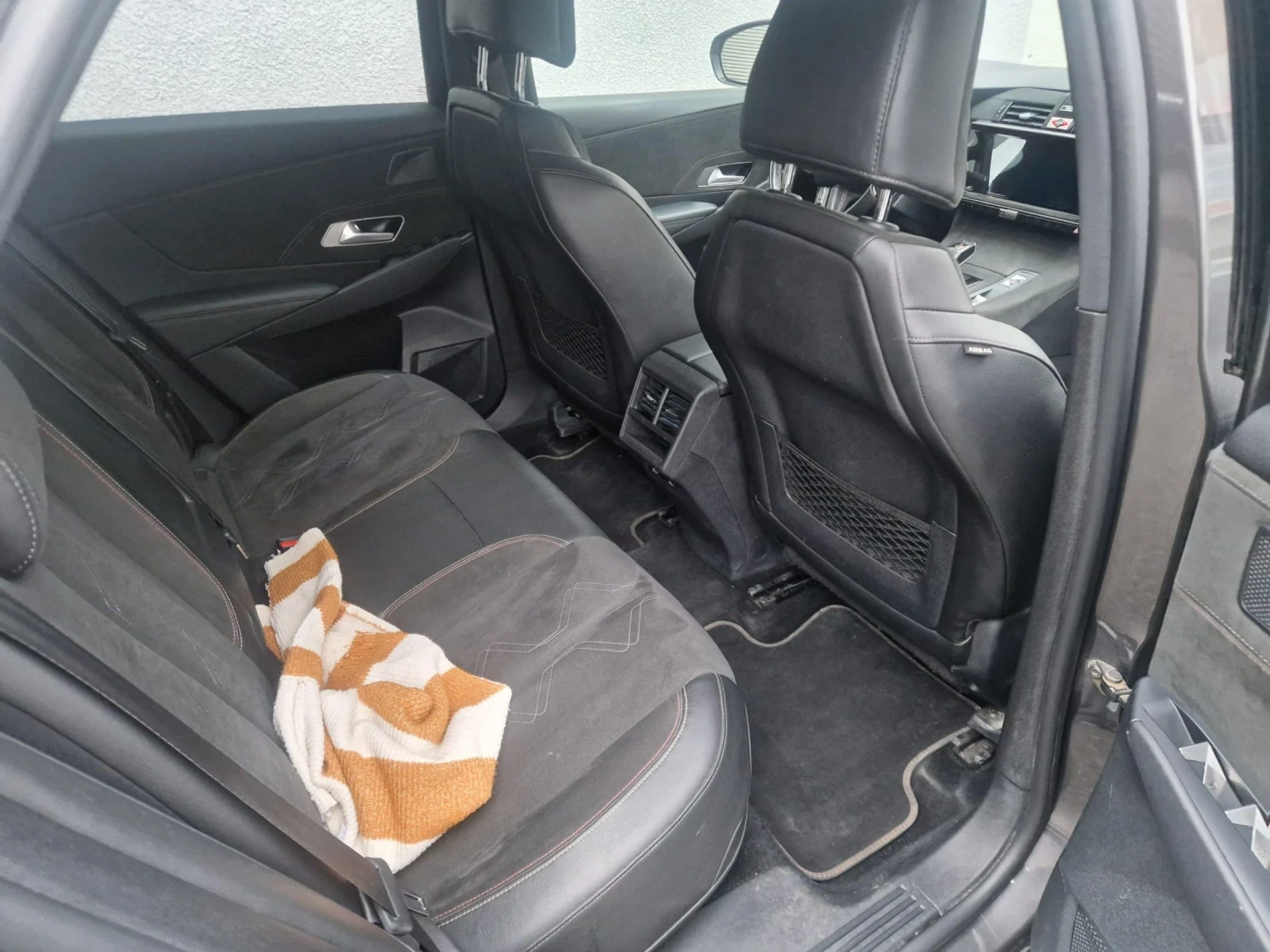 DS DS 7 Crossback 1.6 E-TENSE 300 4WD EAT8 - изображение 6