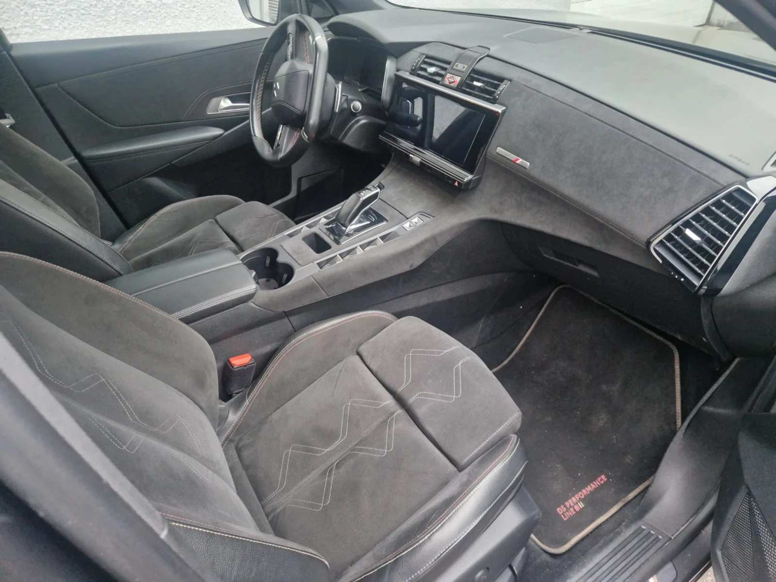 DS DS 7 Crossback 1.6 E-TENSE 300 4WD EAT8 - изображение 5