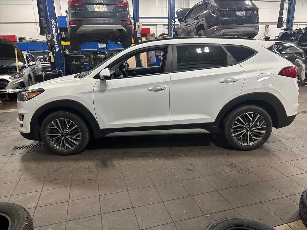 Hyundai Tucson * Preferred * CARFAX *    | Mobile.bg   2