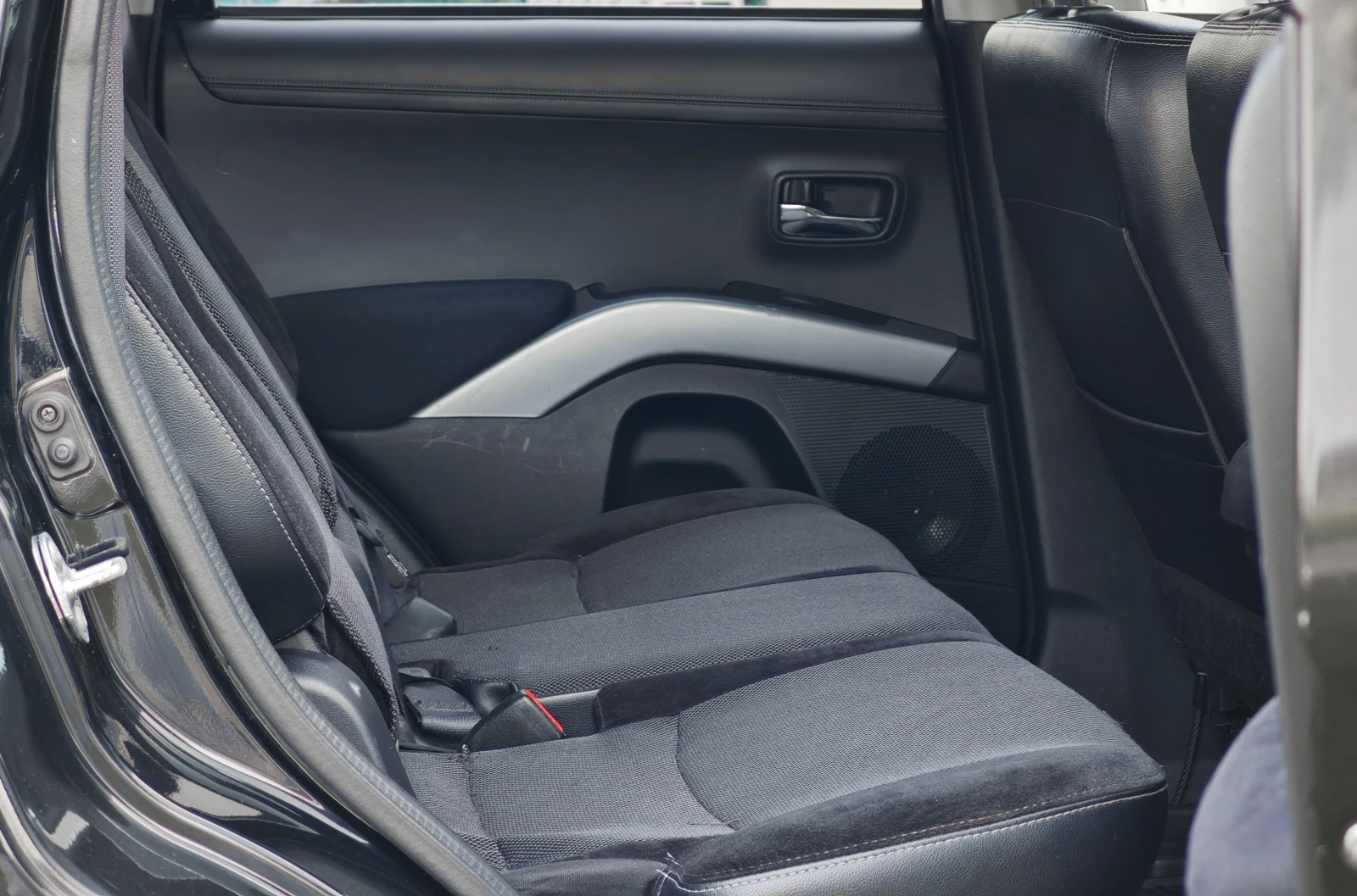 Mitsubishi Outlander 2.2d H-LINE 4WD  | Mobile.bg � ����������� 14