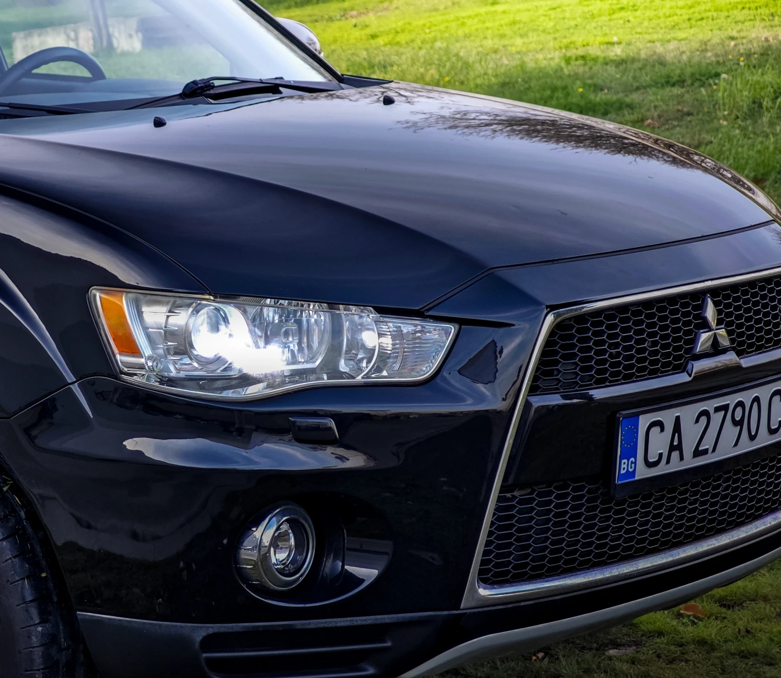 Mitsubishi Outlander 2.2d H-LINE 4WD  - изображение 4