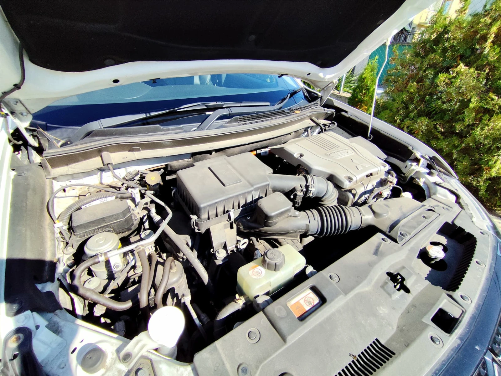 Mitsubishi Outlander PHEV - изображение 3