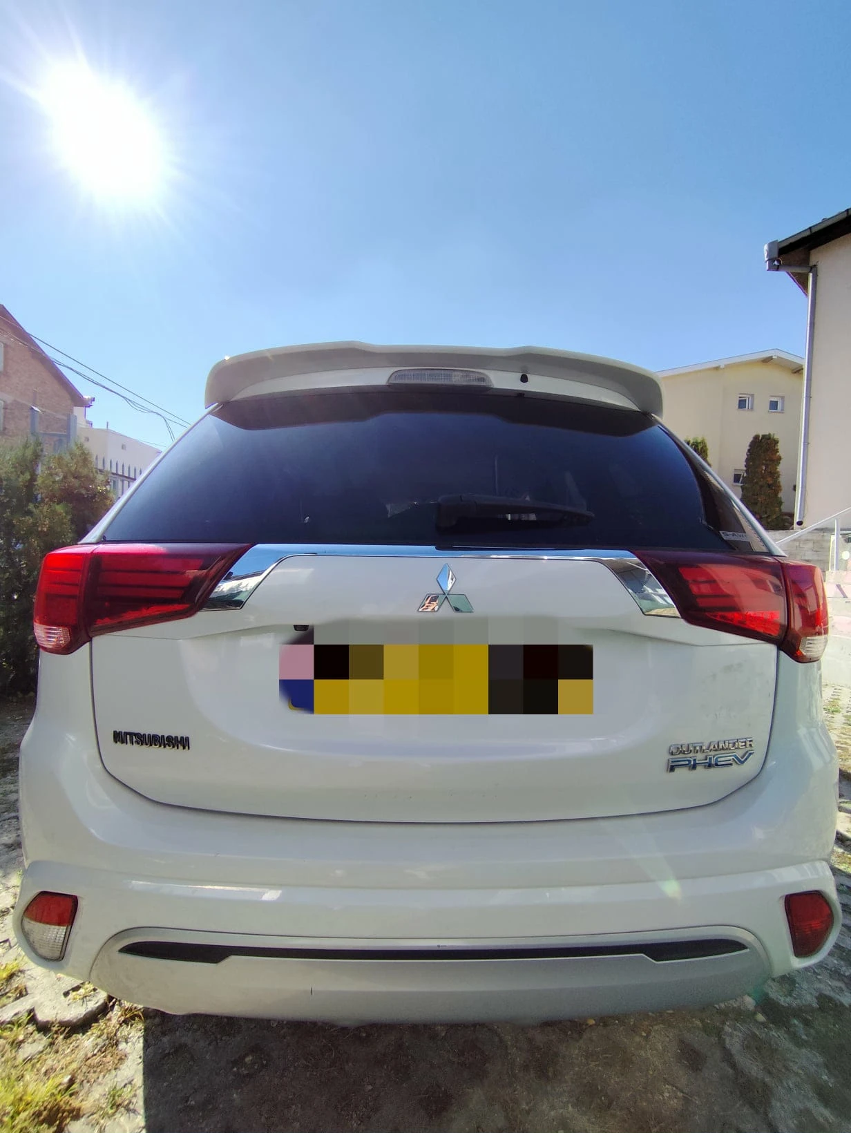 Mitsubishi Outlander PHEV - изображение 4