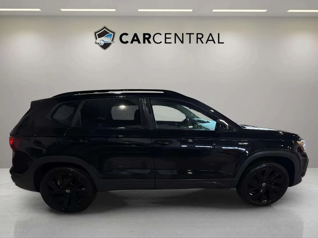 VW Taos Comfortline 4Motion* АвтоКредит* (Цена до БГ) , снимка 6 - Автомобили и джипове - 54005640