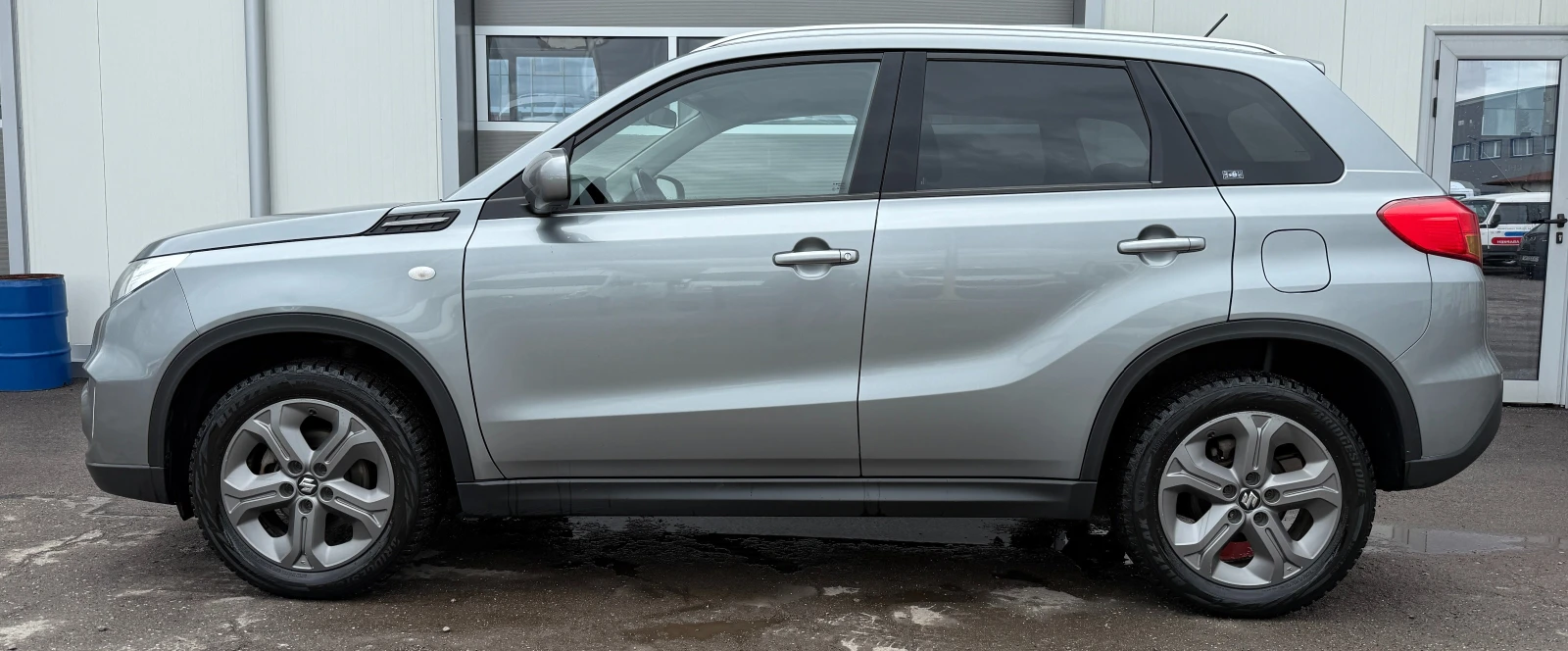 Suzuki Vitara 1.6 4x4 , снимка 2 - Автомобили и джипове - 54537713