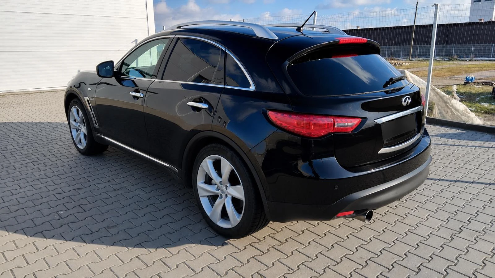 Infiniti QX70 3.0D | Mobile.bg � ����������� 7